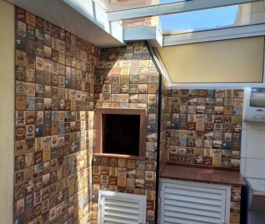 Guaratuba House | Sobrado aconchegante com Piscina Ar Condicionado 3 quartos a 150 metros do mar no Brejatuba
