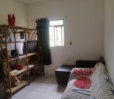 Boraceia House | Sobrado amarelo