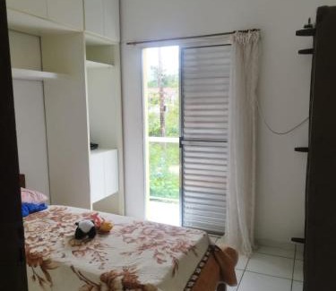 Boraceia House | Sobrado amarelo