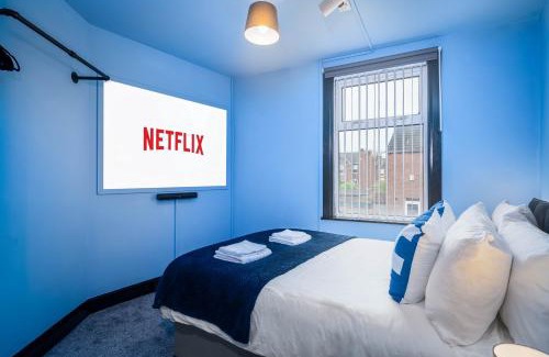 Doncaster Apartment | Social Media Adventure - 3 Bedroom - City Centre - Doncaster