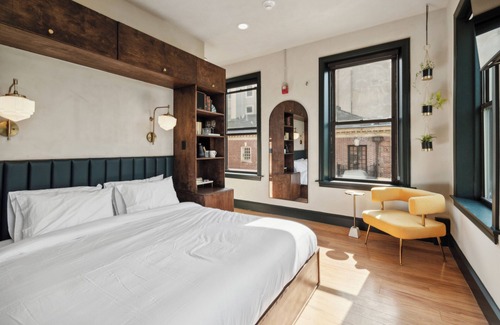 Center City East Hotel | Society Hill Hotel