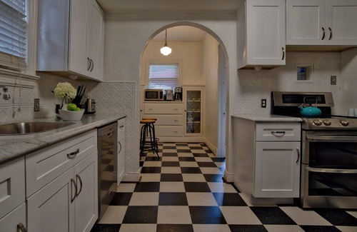 Oak Lawn Apartment | SoCozyBlue Suite Oak Lawn/Uptown