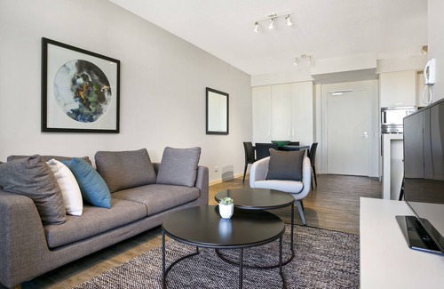 South Brisbane Apartment | Soda Apartments by CLLIX