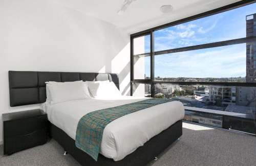 South Brisbane Apartment | Soda Apartments by CLLIX
