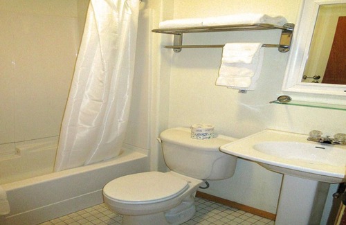 Cooke City-Silver Gate Hotel | Soda Butte Lodge
