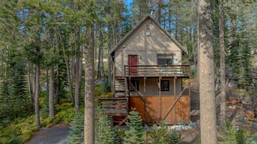 Soda Springs House | Soda Springs Cabin Less Than 1 Mile to the Slopes