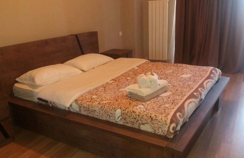 Coffeyville House | Sofias Apartments ready to book