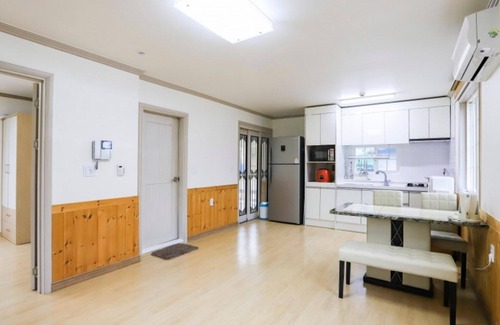 Gangneung House | Sogeumgang Three Mountain Pension