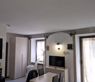 Casale Monferrato Apartment | Soggiorno Confortevole Nel Pieno Centro Storico