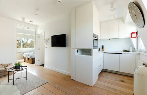 Soho Apartment | Soho by Excel Apartments