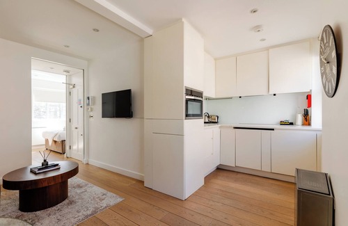 Soho Apartment | Soho by Excel Apartments