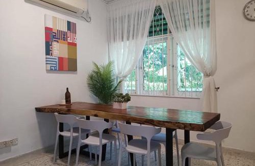 Batu Buruk Villa | Soho Stay