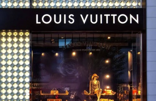 Bloor-Yorkville Apartment | Soho Suites Yorkville