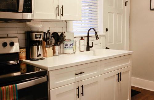 Ghent Apartment | Sojourn at Colley Manor Unit 4 Sleeps 4