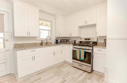 Willoughby Spit Apartment | Sojourn Bayfront 2 BR