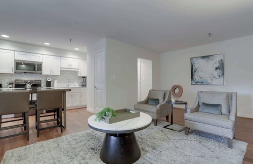 Ballston Apartment | Sojourn Randolph Towers #204