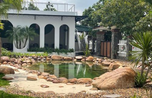 Hoa Lu Hotel | Sol Flow Retreat