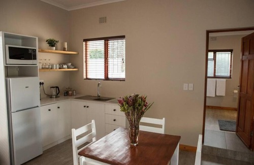 Paarl Apartment | Sol Montis Guest Cottage