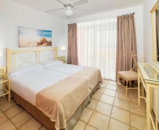 Costa Adeje Apartment | Sol Sun Beach Apartamentos