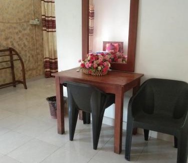 Borella House | Solace More Hotel - Borella