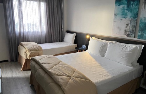 Praia da Armacao do Itapocoroi Hotel | Solar Pedra da Ilha