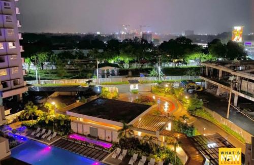 Bantud Hacienda Apartment | Solaria Mi Casa High Rise, Stylish & Cozy Family Suite