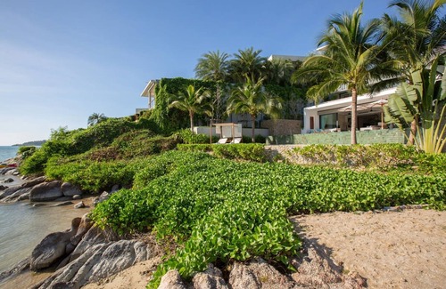 Moo 5 Villa | Solaris 3-bedroom Beachfront Villa in Koh Samui