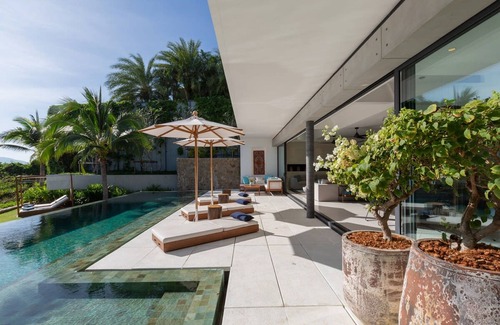 Moo 5 Villa | Solaris 3-bedroom Beachfront Villa in Koh Samui