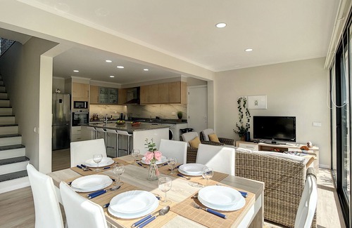 Machico House | Solarium Villa by Atlantic Holiday