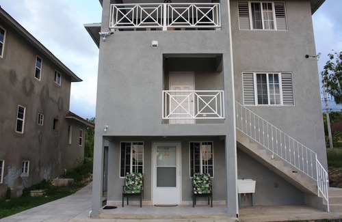 St. Ann's Bay House | Soleil Palm view Villa 1 bedroom