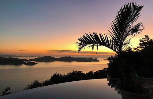 Johnson Bay Villa | Solemare - Stunning views of Coral Bay, Pool, A/C