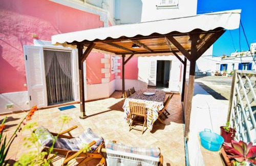 Le Forna House | Solemareponza Casa dell'Acqua