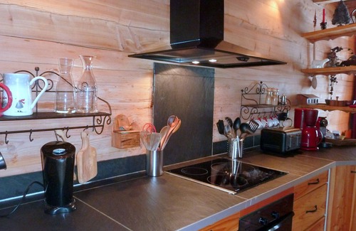 Les Claux Ski Chalet | Solid wood chalet, 135 m2 duplex, generous volumes, cosy atmosphere