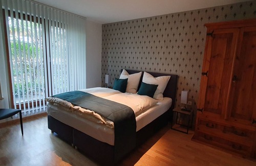 Niederschoenhausen Hotel | Solitaire Hotel & Boardinghouse Berlin