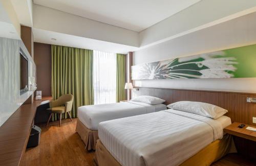 Tangerang Hotel | Soll Marina Hotel Serpong