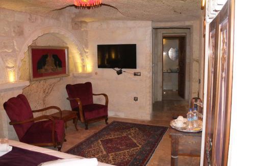 Ortahisar Hotel | Solo Cave Suites
