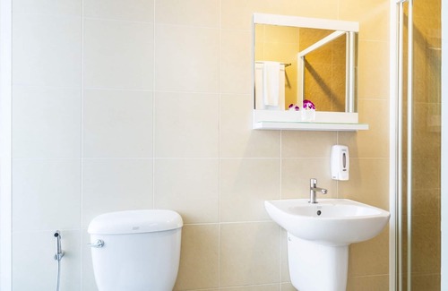 Phra Khanong Nuea Hotel | Solo Express Sukhumvit 81