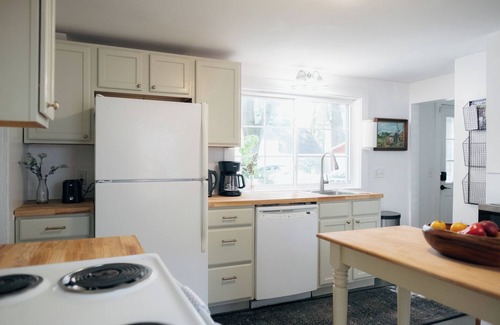 Pittsfield House | Solomon Ely Homestead - Charming Pittsfield Stay