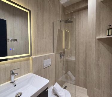 Tirana Hotel | SOLs Center Rooms