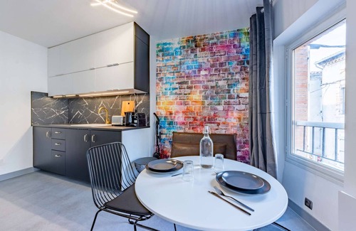 Pamiers Apartment | [Solstice] Street Art - Duplex - Hypercentre