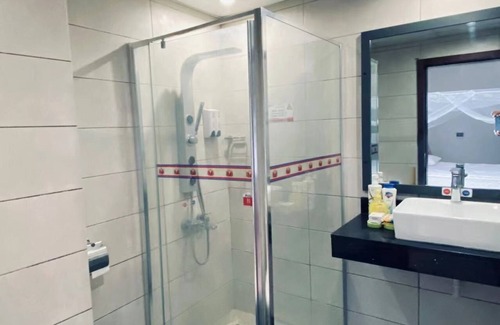 Littoral Department Bed & Breakfast | Soluxe Hotel Cotonu