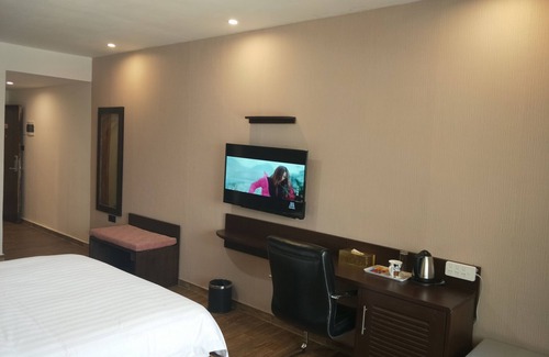 Littoral Department Bed & Breakfast | Soluxe Hotel Cotonu