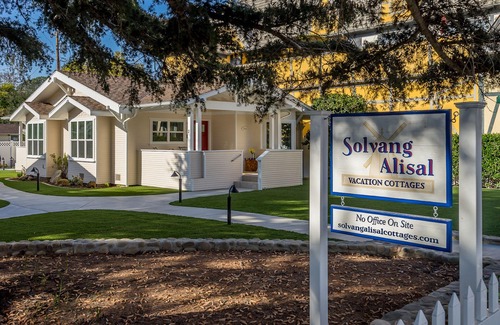 Solvang Cottage | Solvang Alisal Cottages Orchid #4