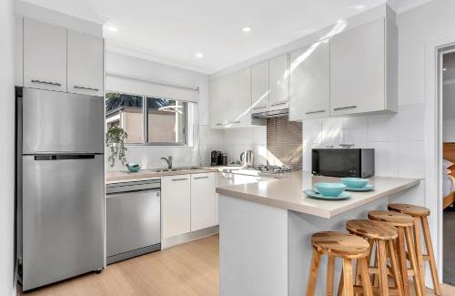 Somerton Park Apartment | Somerton Sands - Coastal Living by Glenelg South
