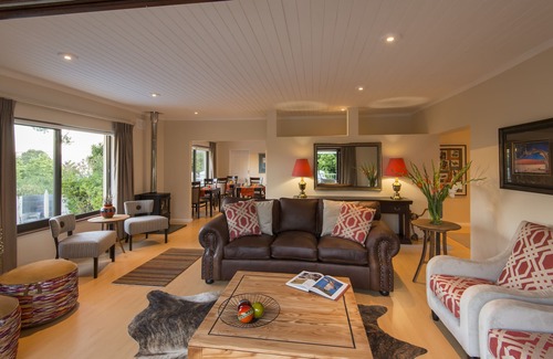 Somerset West House | SomerZicht Guesthouse