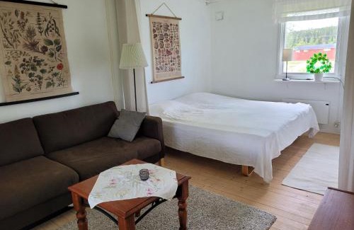 Vargarda Municipality House | Sommarstuga