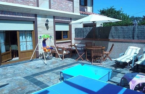 Somo Apartment | Somo Beach: Luxury 300m from the beach with Terrace, Swimming Pool, Wifi