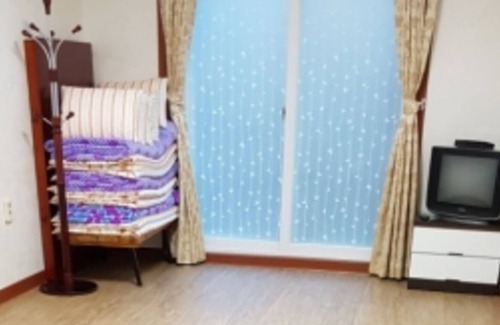 Jumunjin-eup House | Sonamu Pension
