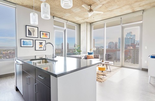Downtown Phoenix Apartment | Sonder at McKinley