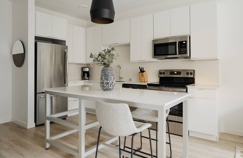 Warehouse District Apartment | Sonder at SECOND + SECOND